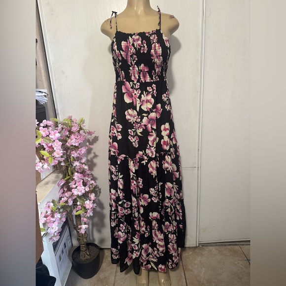 Free People Black and Pink Floral Maxi Dress - Picture 3 of 15